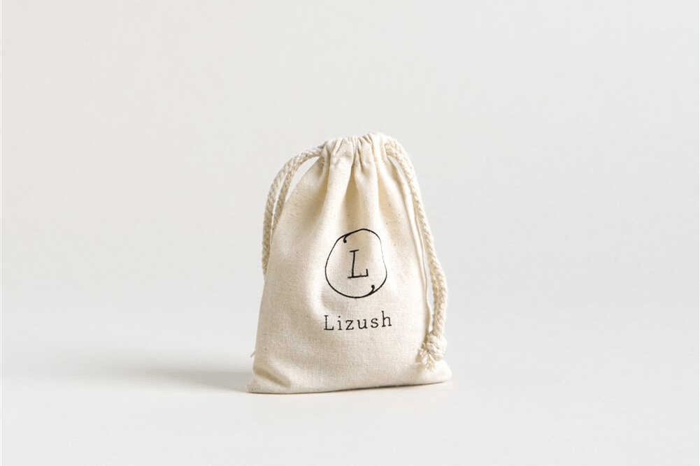Lizush Natural Clay Facial Mask – Exfoliate and Glow